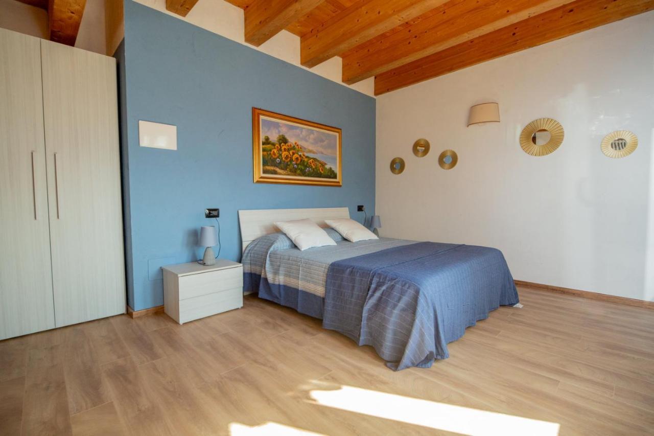 Agriturismo La Cascina B&B Сан Феделе Интелви Екстериор снимка