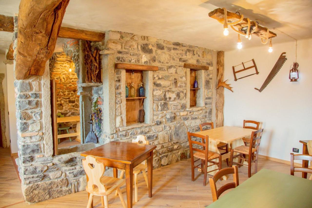Agriturismo La Cascina B&B Сан Феделе Интелви Екстериор снимка