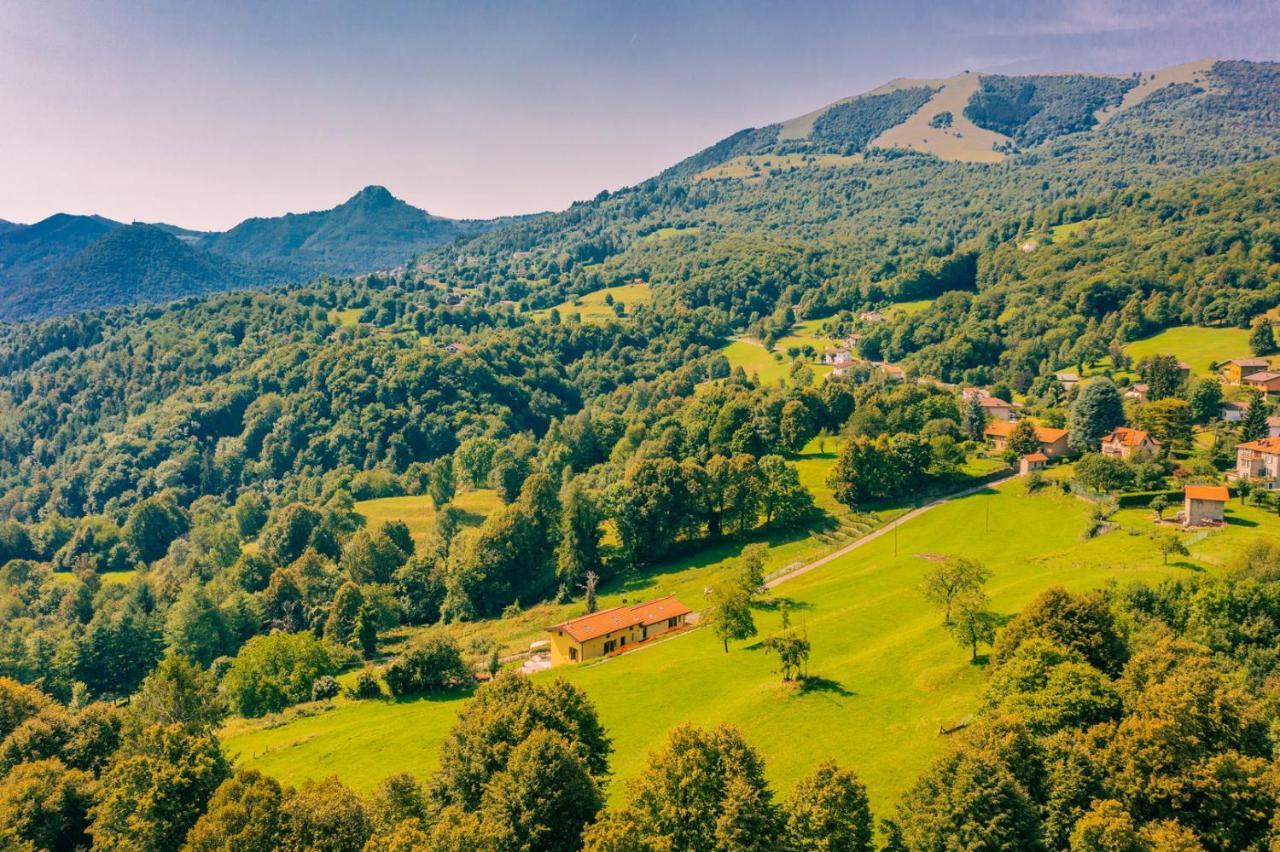 Agriturismo La Cascina B&B Сан Феделе Интелви Екстериор снимка