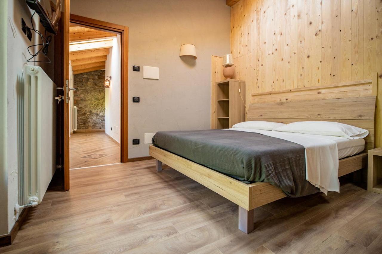 Agriturismo La Cascina B&B Сан Феделе Интелви Екстериор снимка